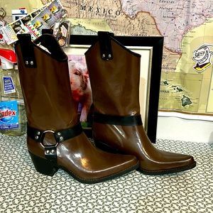 Western brown Rainboots .